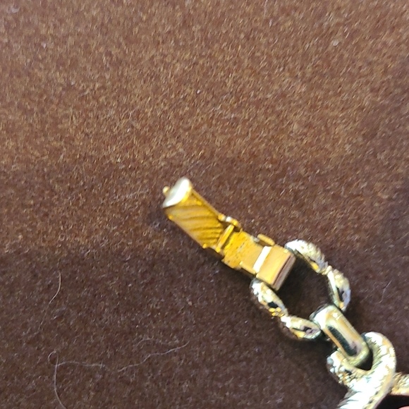 Sarah Coventry rose bracelet - Picture 6 of 8